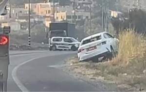 عملیات استشهادی در الخلیل/ سه صهیونیست به هلاکت رسیدند  <img src="https://cdn.jahannews.com/images/video_icon.png" width="16" height="16" border="0" align="top">