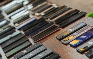 کشف ۶۶ دستگاه گوشی تلفن همراه قاچاق