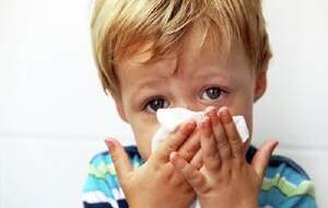 شستشوی بینی با آب نمک مفید است؟