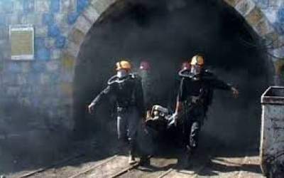 فیلم/  انتقال پیکرهای معدنچیان معدن طبس  