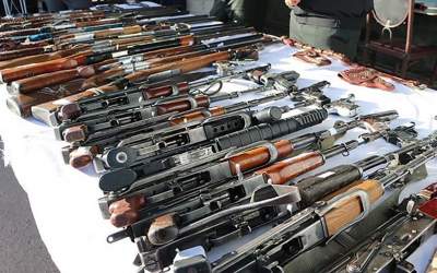 کشف ۱۰۶۳ قبضه سلاح و مهمات در کرمانشاه