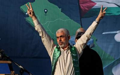 رویترز: فلسطینی‌ها به شهادت سنوار افتخار می‌کنند