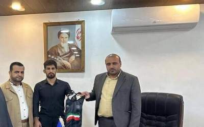 ۵ زندانی به کمک قهرمان کشتی جهان آزاد شدند