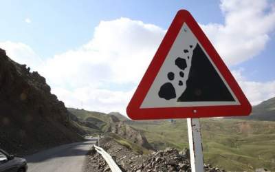 انسداد جاده کرج- چالوس ادامه دارد