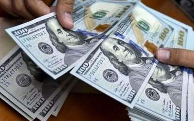 ارز‌های قاچاق مانع پرواز مسافر شد