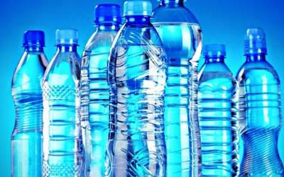 آیا آب آشامیدنی در بروز سنگ کلیه تاثیر دارد؟