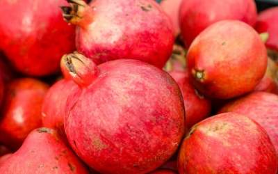 ماجرای طبق انار برای حضرت فاطمه(س)