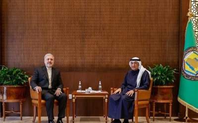 دیدار سفیر ایران با دبیرکل شورای همکاری خلیج فارس