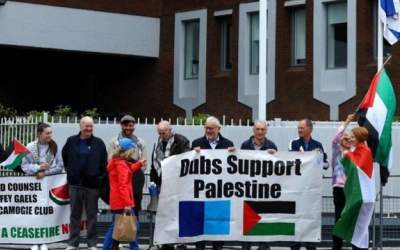 خوشحالی مردم ایرلند از تعطیلی سفارت اسرائیل