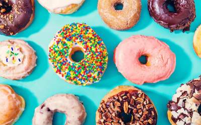 خوراکی‌های محبوبی که باعث سرطان می‌شوند