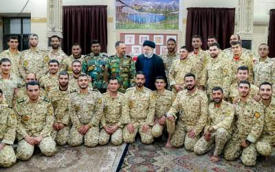 شب یلدای شهید رئیسی با سربازها  <img src="https://cdn.jahannews.com/images/video_icon.png" width="16" height="16" border="0" align="top">