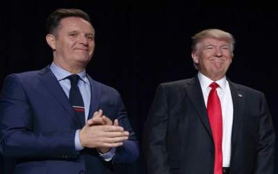 رفیق بازی ترامپ در دولت آمریکا