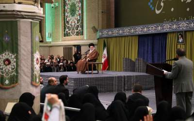 حاشیه‌های دیدار مداحان با رهبرانقلاب  +فیلم  <img src="https://cdn.jahannews.com/images/video_icon.png" width="16" height="16" border="0" align="top">