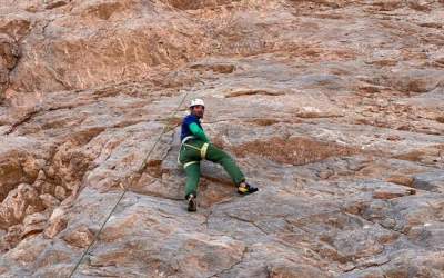 دستور وزیر ورزش برای ساخت دیوار صخره نوردی