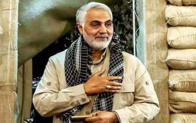 سربازی که حاج‌قاسم دست او را بوسید  <img src="https://cdn.jahannews.com/images/video_icon.png" width="16" height="16" border="0" align="top">