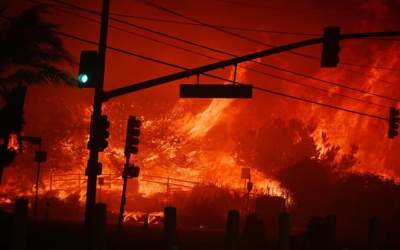 چرا کالیفرنیا اینگونه در آتش می‌سوزد؟  <img src="https://cdn.jahannews.com/images/video_icon.png" width="16" height="16" border="0" align="top">