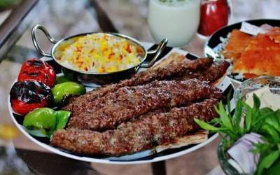 کباب کوبیده ۵۰ هزار تومانی/ با نان و آب پیاز! +فیلم  <img src="https://cdn.jahannews.com/images/video_icon.png" width="16" height="16" border="0" align="top">