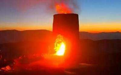 به آتش کشیدن قلعه ۱۵۰۰ ساله گیلان توسط یه بلاگر!