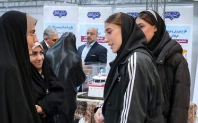 ناهید کیانی سومین‌بارش بود به حسینیه امام خمینی(ره) می‌آمد