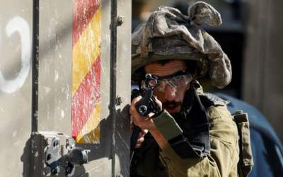 ضرب و شتم خبرنگار نیویورک تایمز توسط سرباز اسرائیلی!