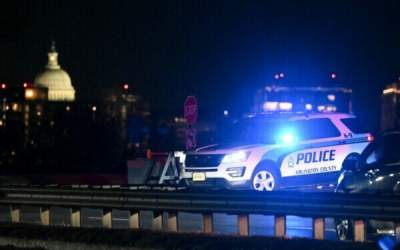 فیلم لحظه سقوط آمبولانس هوایی در آمریکا  <img src="https://cdn.jahannews.com/images/video_icon.png" width="11" height="10" border="0" align="top">