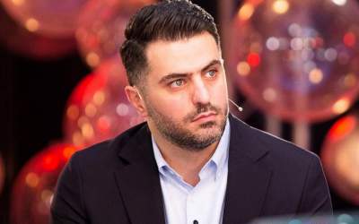 عکس/ علی ضیا مجری اختتامیه جشنواره فجر