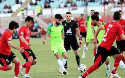 مصاف سخت تراکتور برای صدرنشینی