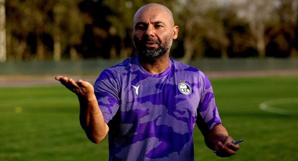 سرمربی موقت استقلال قهر کرد!