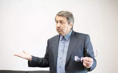 دلار بی‌توجه به وعده‌های همتی دوباره آزاد شد