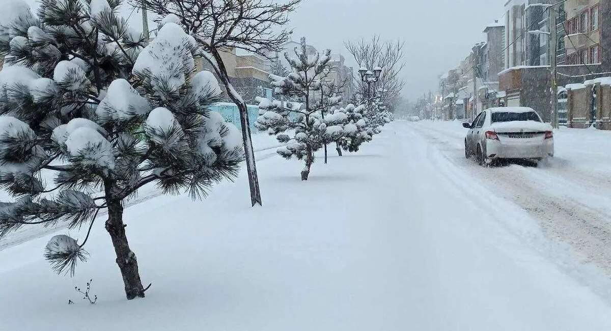 بارش برف و باران در ۱۳ استان