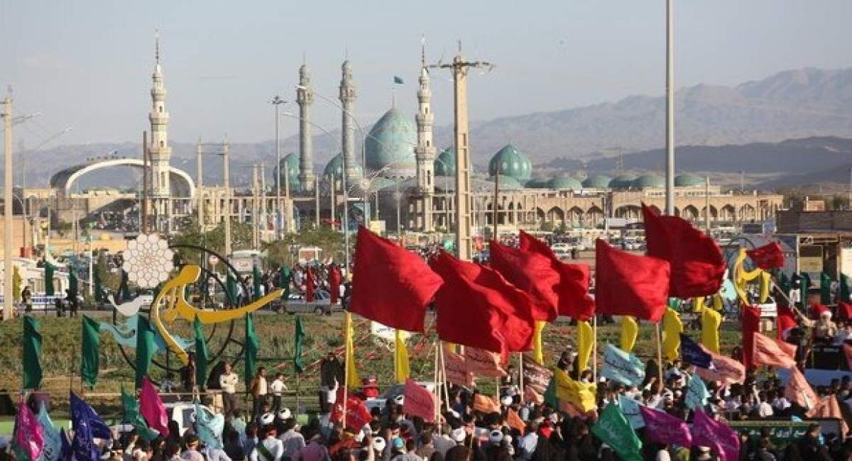 ترافیک روان در جاده‌های منتهی به قم و جمکران