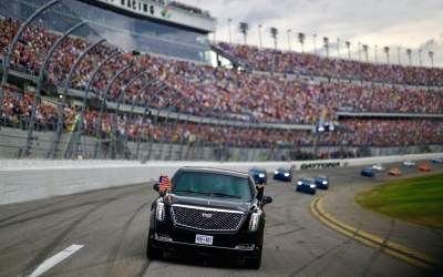 ترامپ قمار باز در مسابقات اتومبیلرانی  