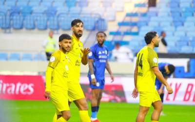 گاف عجیب روزنامه قطری درباره استقلال