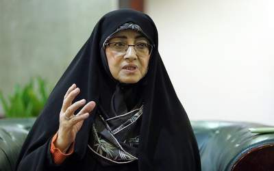 فعال اصلاح طلب: دولت دلار را رها کرده تا به نقطه تعادلی برسد/ آقای پزشکیان! نوش دارو پس از مگر سهراب به درد نمی‌خورد/ اوضاع مردم خوب نیست؛ چرا قیمت‌ها کنترل نمی‌شود؟