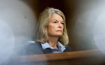 انتقاد تند سناتور آمریکایی از رفتار ترامپ با زلنسکی