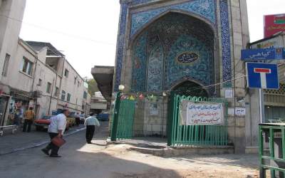 مسجدی که همیشه درش به روی مردم باز بود!