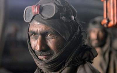 خون پزشکان از کارگران رنگین‌تر است؟