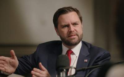 معاون ترامپ: در مرزهای آمریکا دیوار می‌کشیم