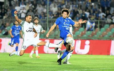 استقلال با ۸ تغییر مقابل ذوب آهن +عکس