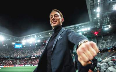 سرمربی آلمانی به احترام بازیکنانش روزه‌ گرفت