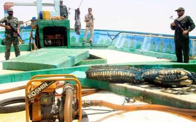 توقیف شناور حامل سوخت قاچاق در خلیج فارس