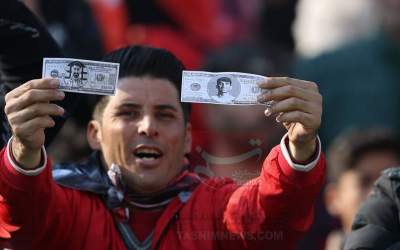 دلار ریختن نوجوان یزدی بر سر بیرانوند  <img src="https://cdn.jahannews.com/images/video_icon.png" width="11" height="10" border="0" align="top">