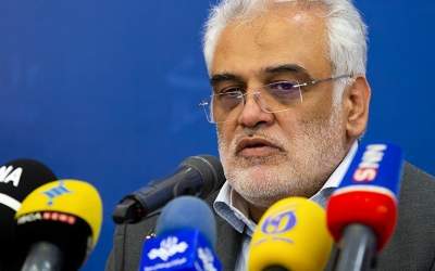 تلفن همراه در امتحانات دانشگاه آزاد می‌شود