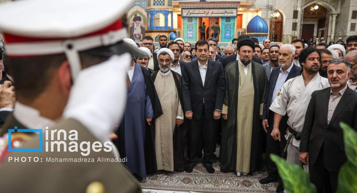 تصاویر یک مراسم متفاوت در حرم امام(ره)  