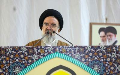 آیت الله خاتمی: دل به غیر از خدا در مذاکرات نبندیم/ این مذاکرات تنها و تنها در قصه هسته‌ای است