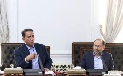 حضور مجرم معروف در جلسه با پزشکیان!