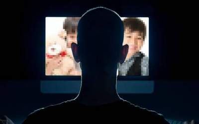 پدر و مادرم در کودکی به من تجاوز کردند!