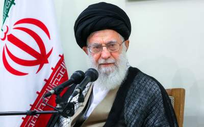 پیام رهبر انقلاب درپی حادثه دردناک بندرعباس: مسئولان سهل‌انگاری یا تعمد را کشف و پیگیری کنند/ همه‌ خود را در پیشگیری از حوادث تلخ و خسارت‌بار موظف بدانند