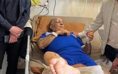 پیشکسوت فوتبال دچار حمله قلبی شد +فیلم  <img src="https://cdn.jahannews.com/images/video_icon.png" width="16" height="16" border="0" align="top">