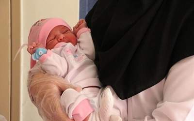 افزایش حقوق ماماها از تیر ماه